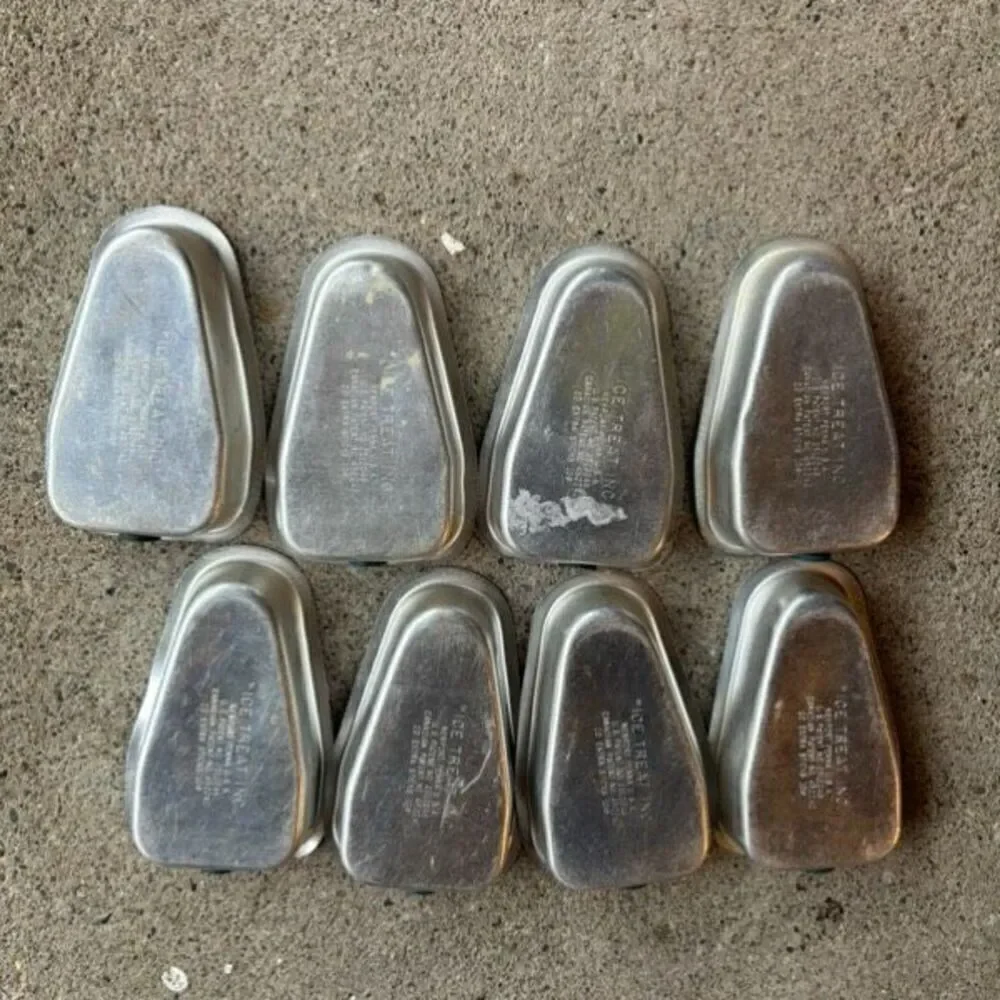 8 Vintage Aldon Aluminum Ice Treat Molds USA